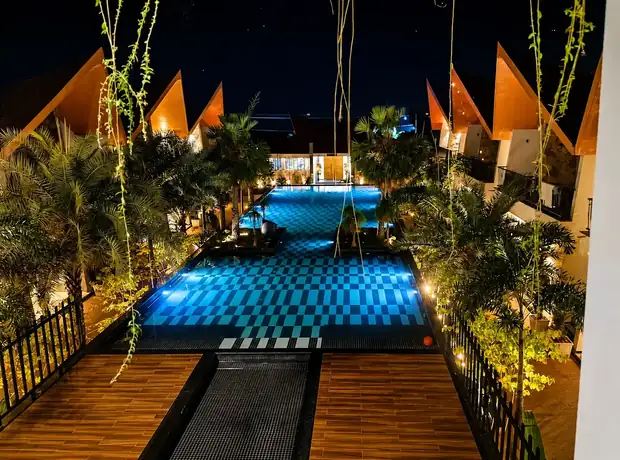 Resort villas beside the swimming pool