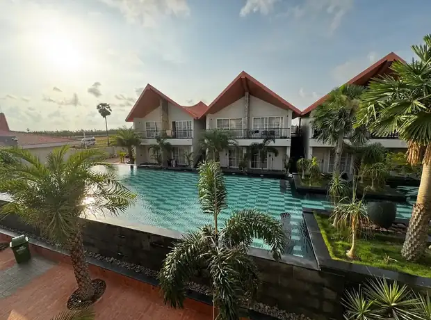 ALA Beach Resort sunset pool villas